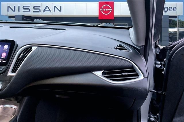 Used 2023 Chevrolet Malibu LT image 23