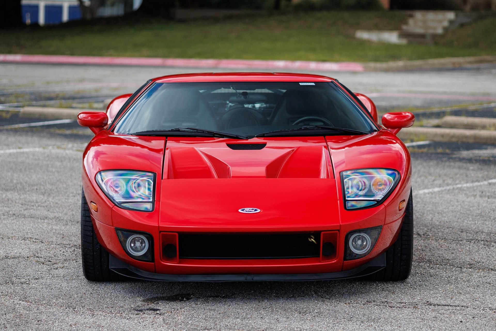 Used 2005 Ford GT RWD image 9
