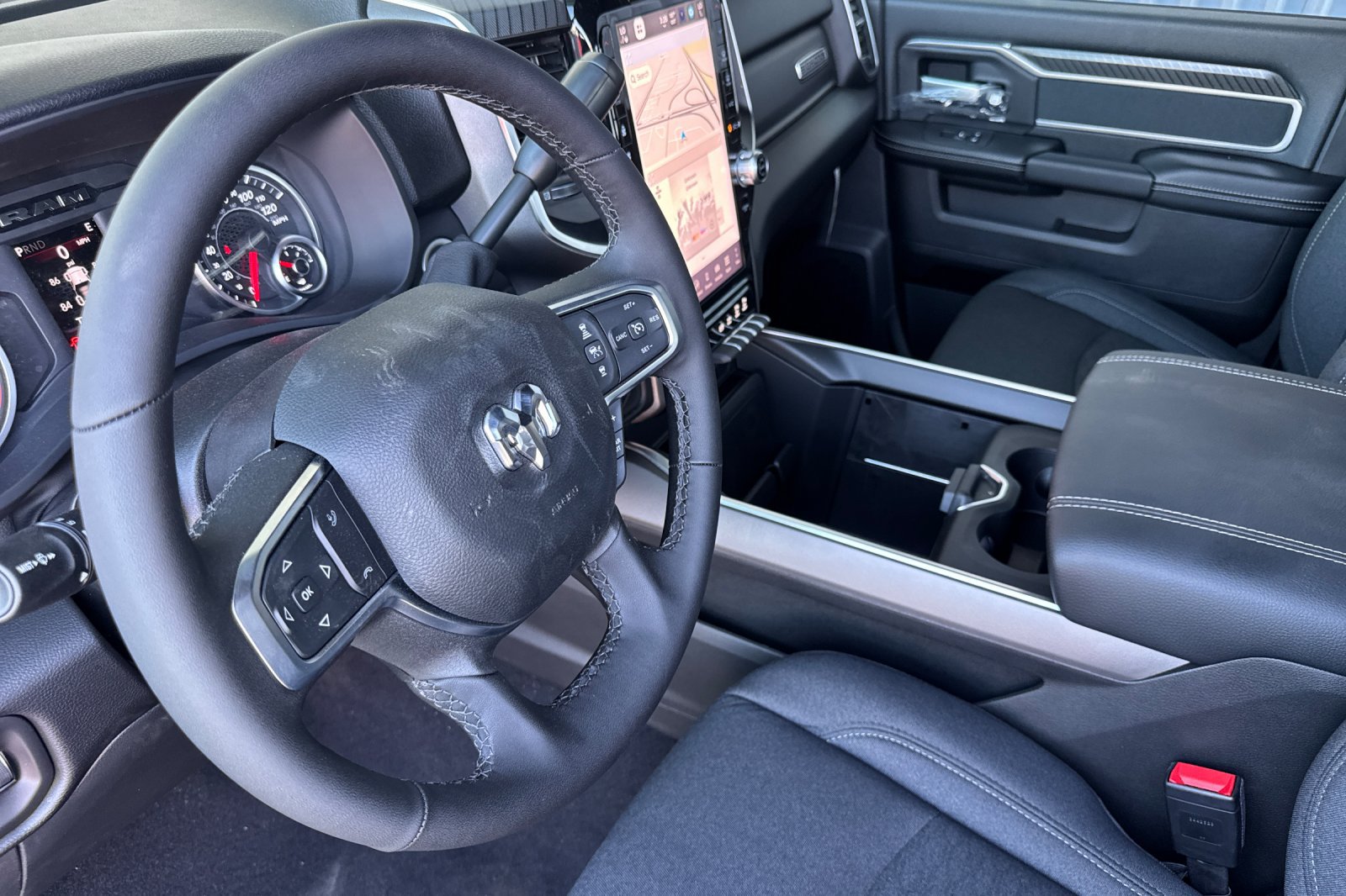 New 2026 RAM 2500 Big Horn AWD/4WD image 9