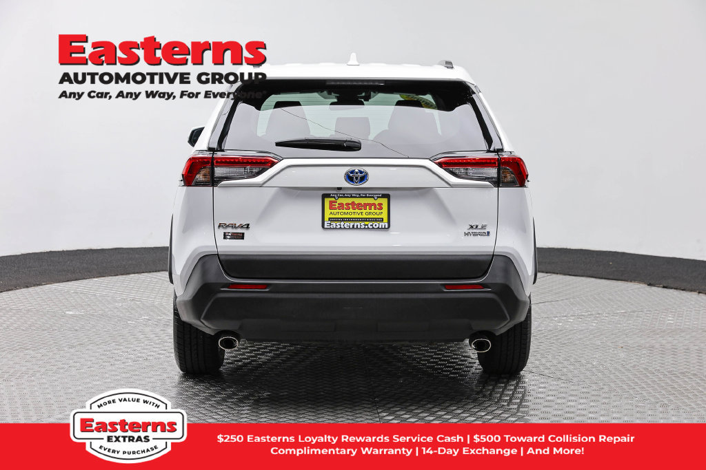 Used 2024 Toyota RAV4 XLE w/ Convenience Package AWD/4WD image 7