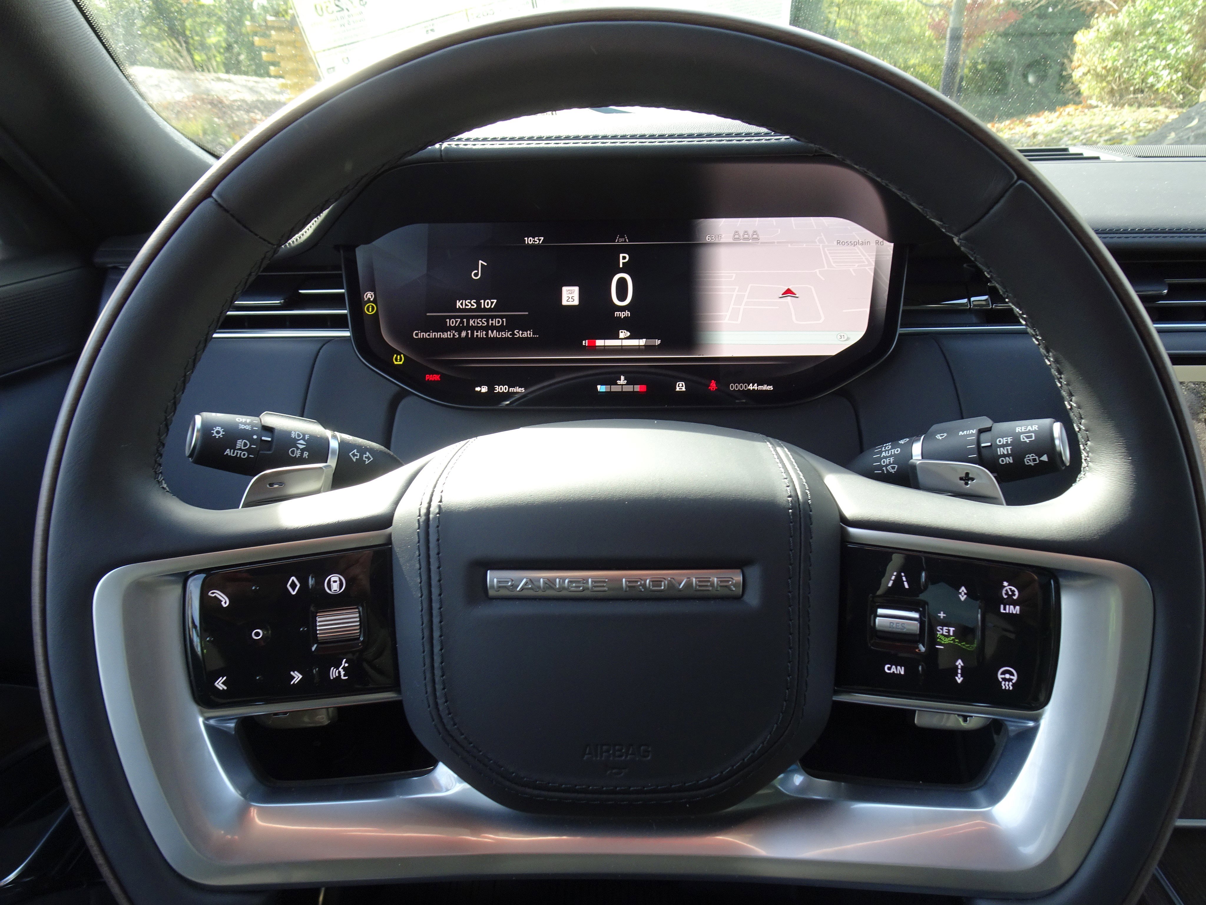 New 2025 Land Rover Range Rover SE image 26