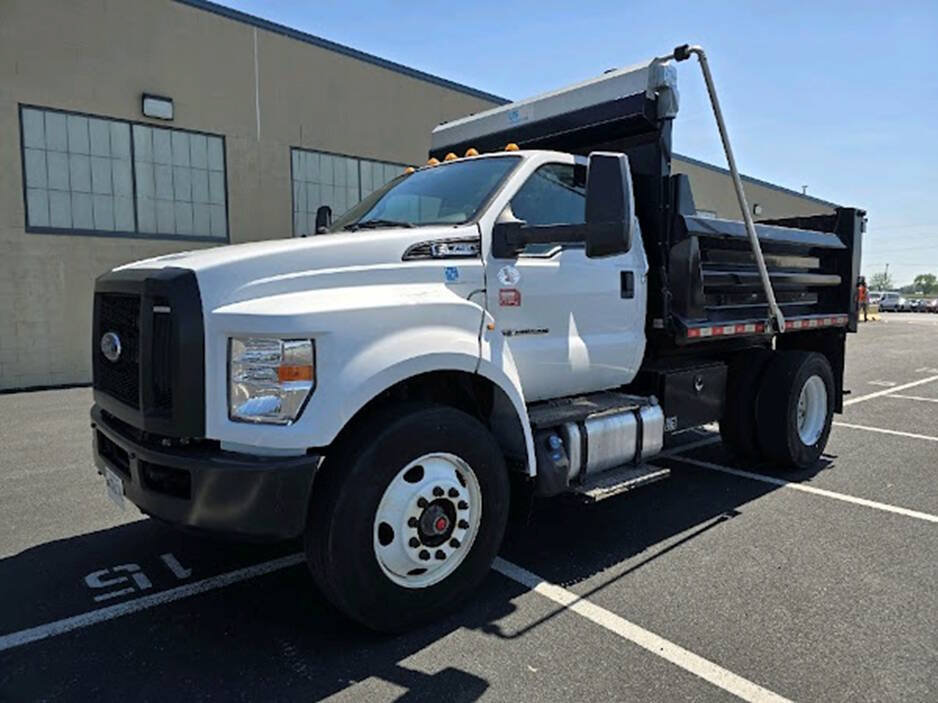 Used 2021 Ford F750 2WD Regular Cab Super Duty