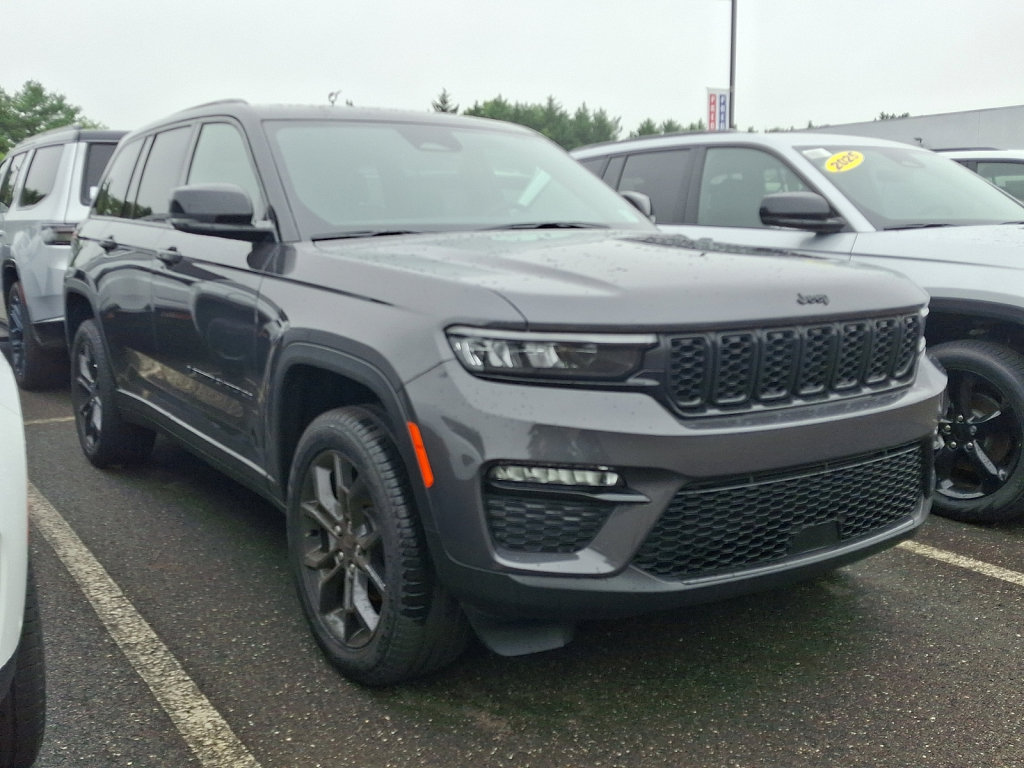 New 2025 Jeep Grand Cherokee Limited AWD/4WD image 3