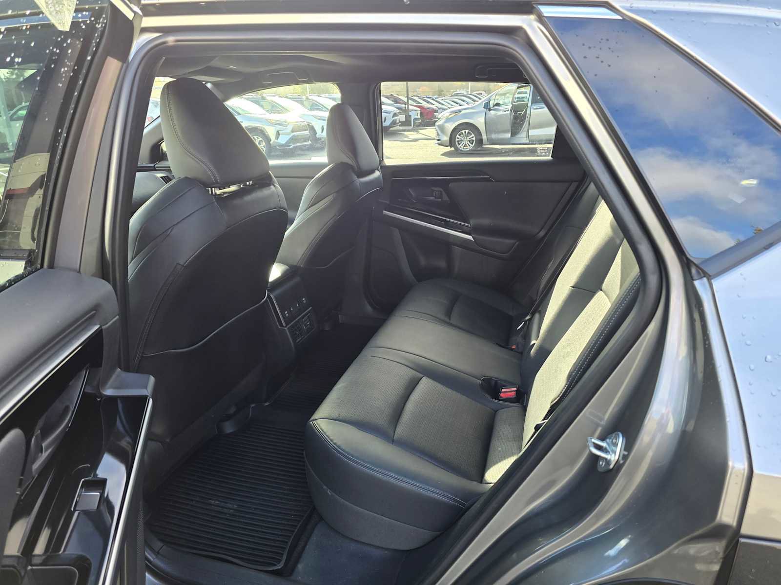 Used 2024 Toyota bZ4X Limited image 18