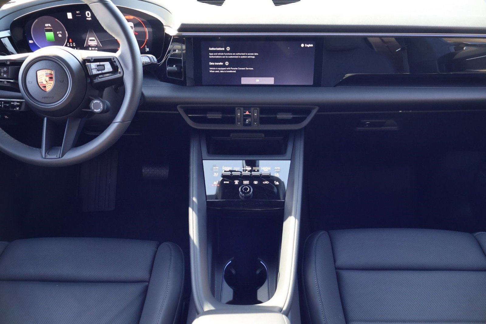 Certified 2024 Porsche Macan 4 Electric image 20