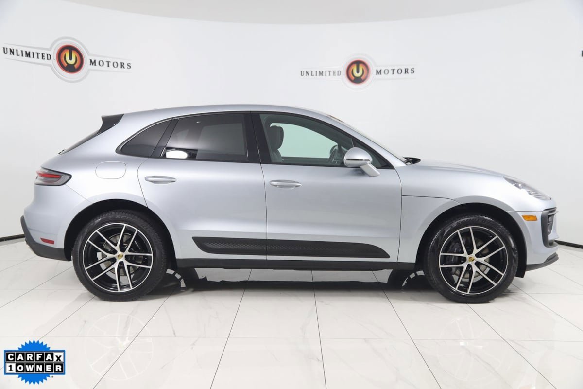 Used 2022 Porsche Macan image 2