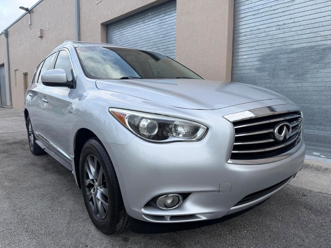 Used 2014 INFINITI QX60 FWD w/ Cargo Package image 11