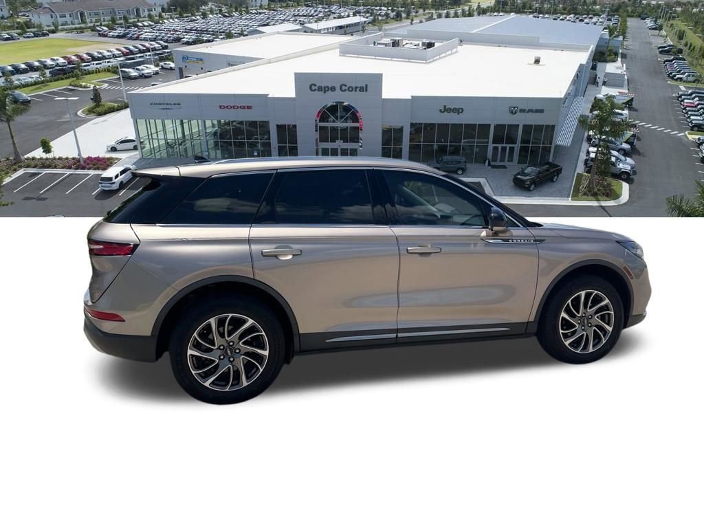 Used 2021 Lincoln Corsair FWD w/ Convenience Package image 14