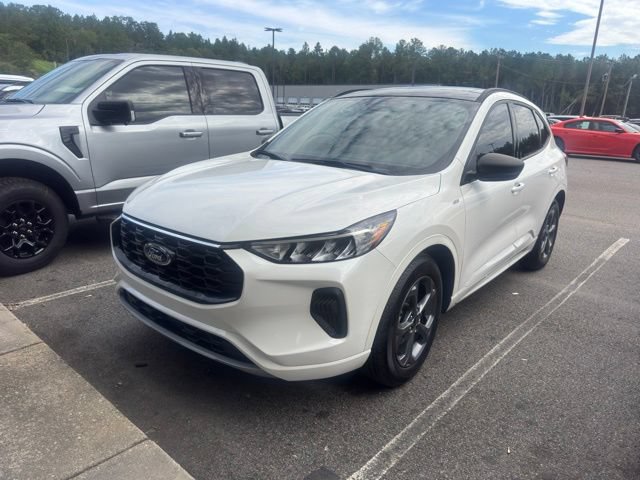 Used 2024 Ford Escape ST-Line w/ Tech Pack #1 FWD video 1