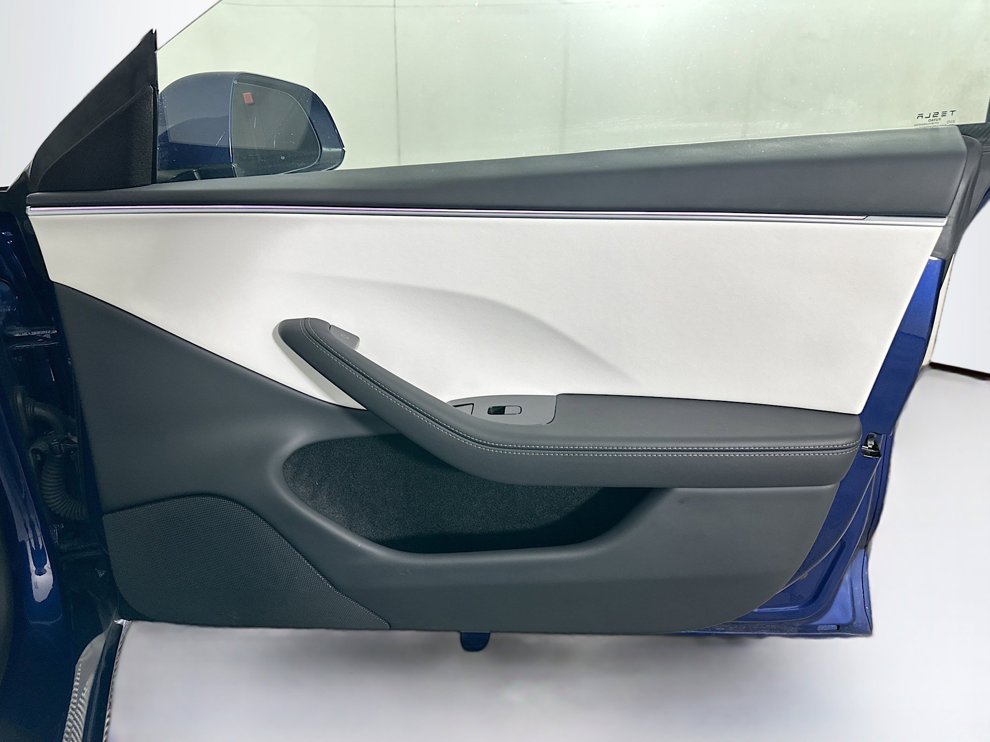 Used 2025 Tesla Model 3 Long Range RWD image 32
