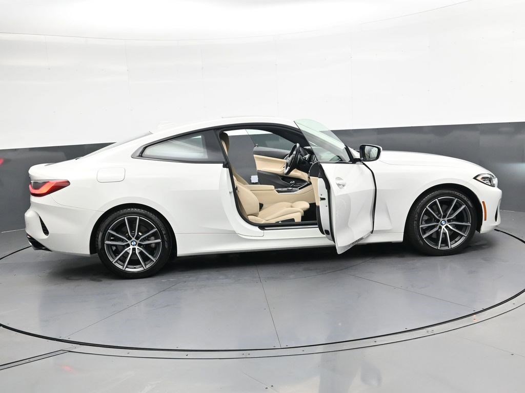 Used 2021 BMW 430i xDrive Coupe w/ Convenience Package AWD/4WD image 34