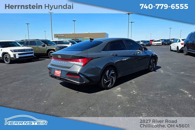 Used 2024 Hyundai Elantra SEL w/ Convenience Package image 28