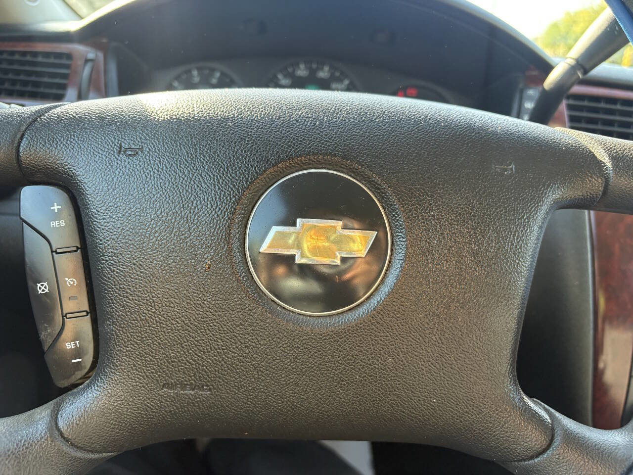 Used 2006 Chevrolet Impala LS FWD image 28