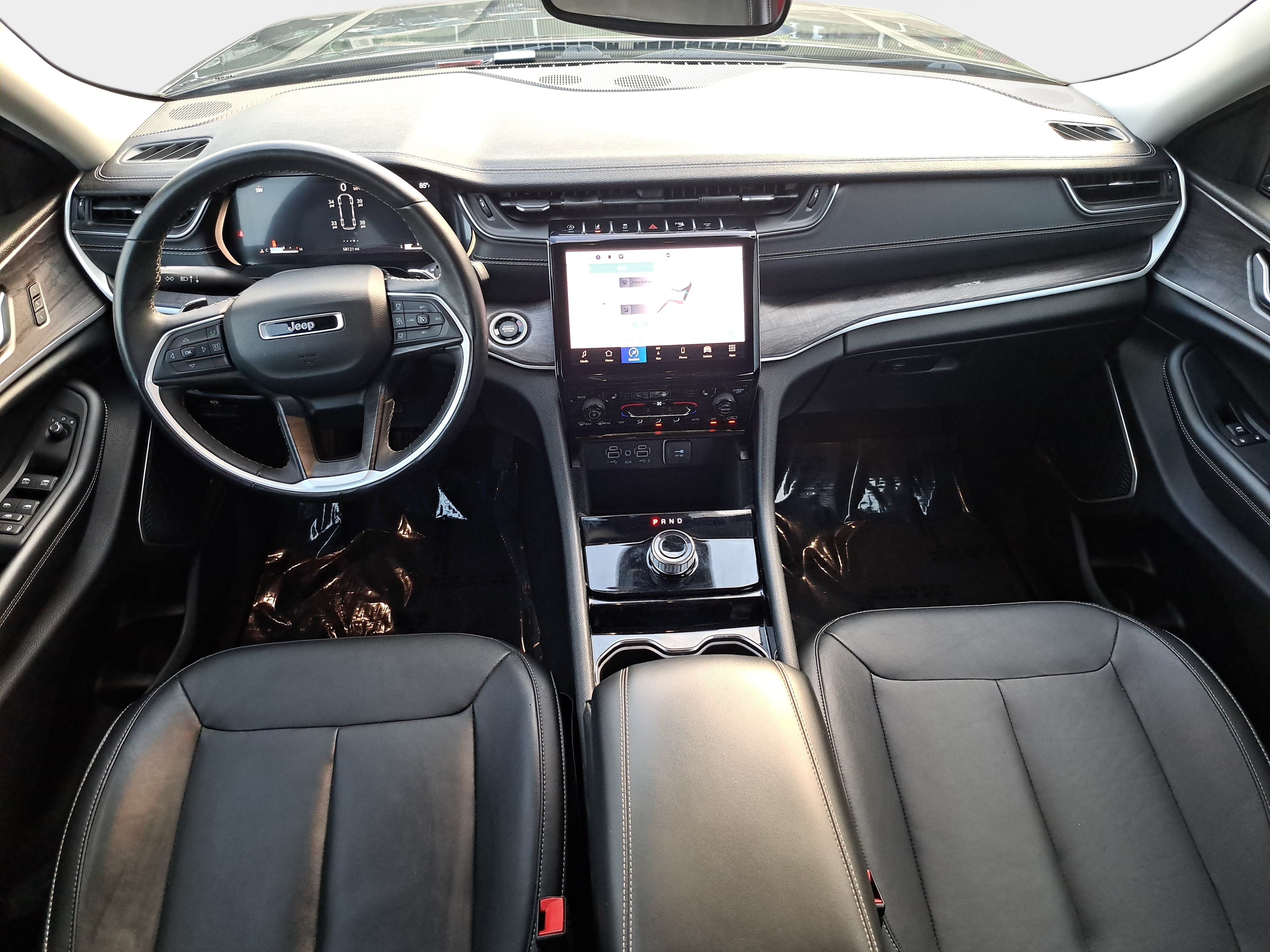 Used 2022 Jeep Grand Cherokee L Limited RWD image 9