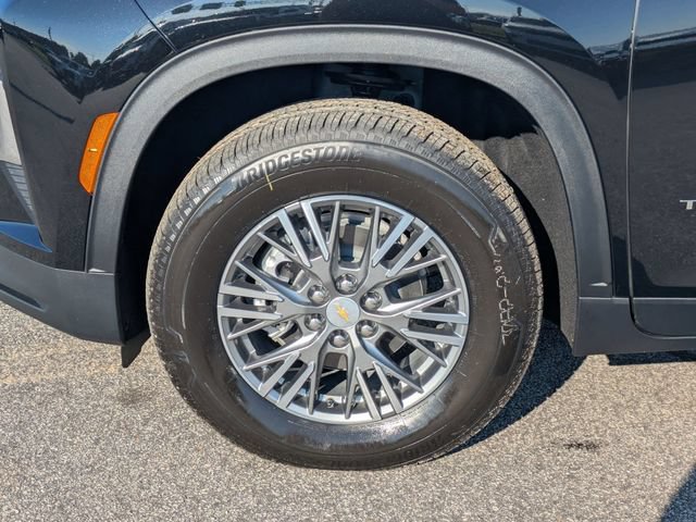 New 2026 Chevrolet Traverse LT w/ Driver Confidence Package FWD image 8