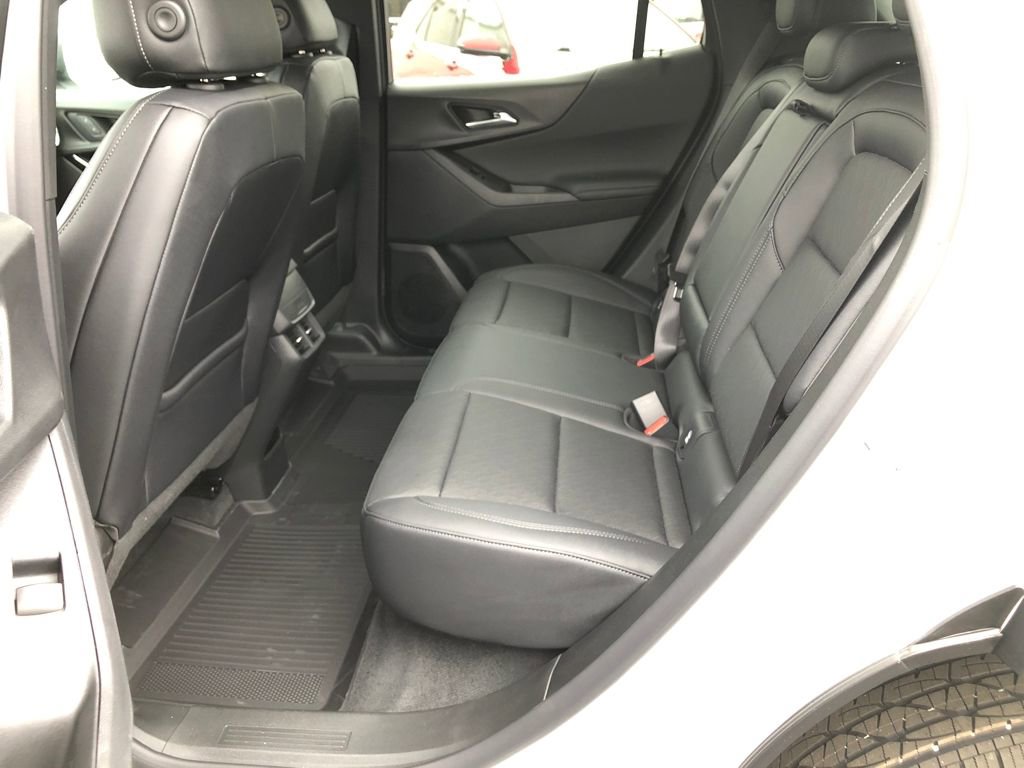 New 2026 Chevrolet Equinox LT w/ Convenience Package II image 24