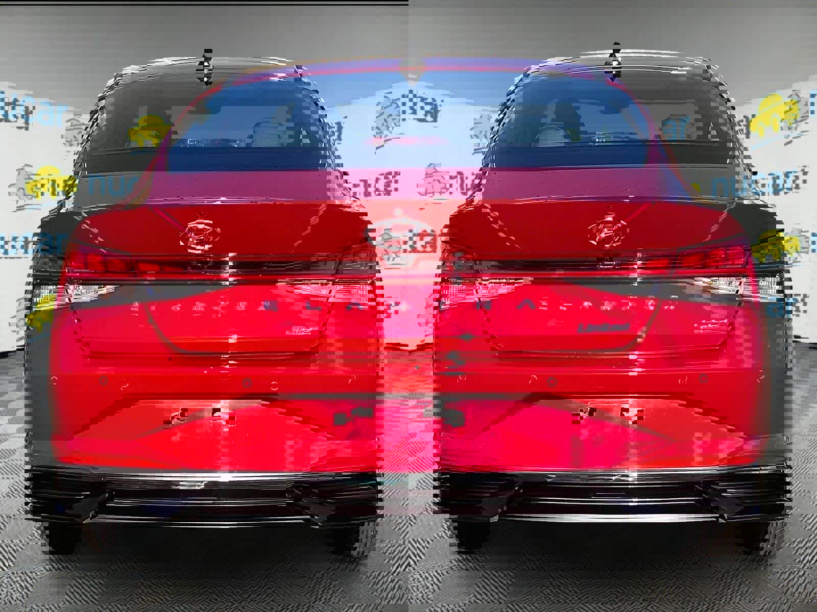 Used 2022 Hyundai Elantra Limited image 5