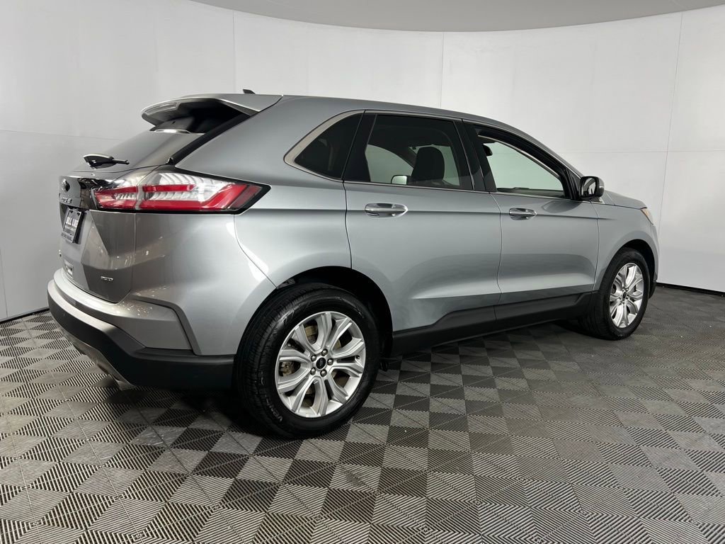Used 2024 Ford Edge Titanium image 8