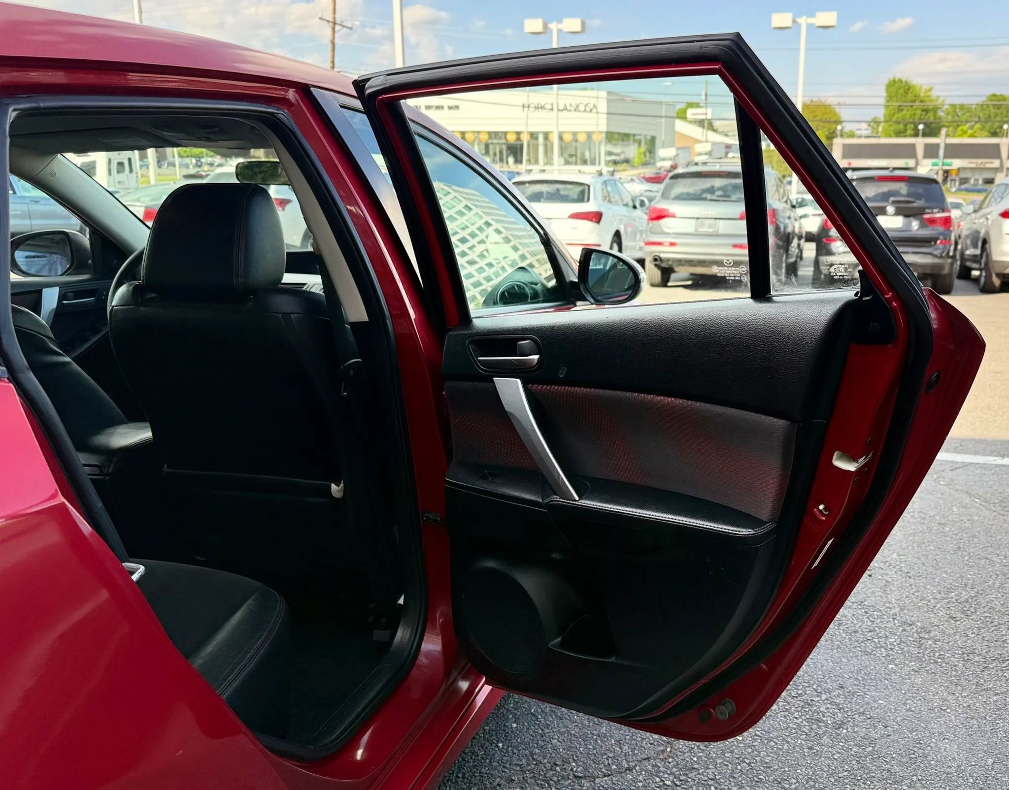 Used 2012 MAZDA MAZDA3 Touring FWD image 28