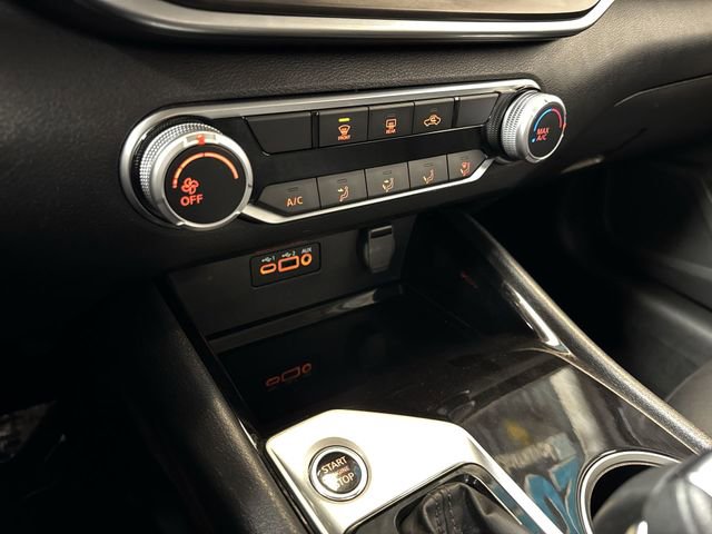 Used 2024 Nissan Altima 2.5 SV image 18