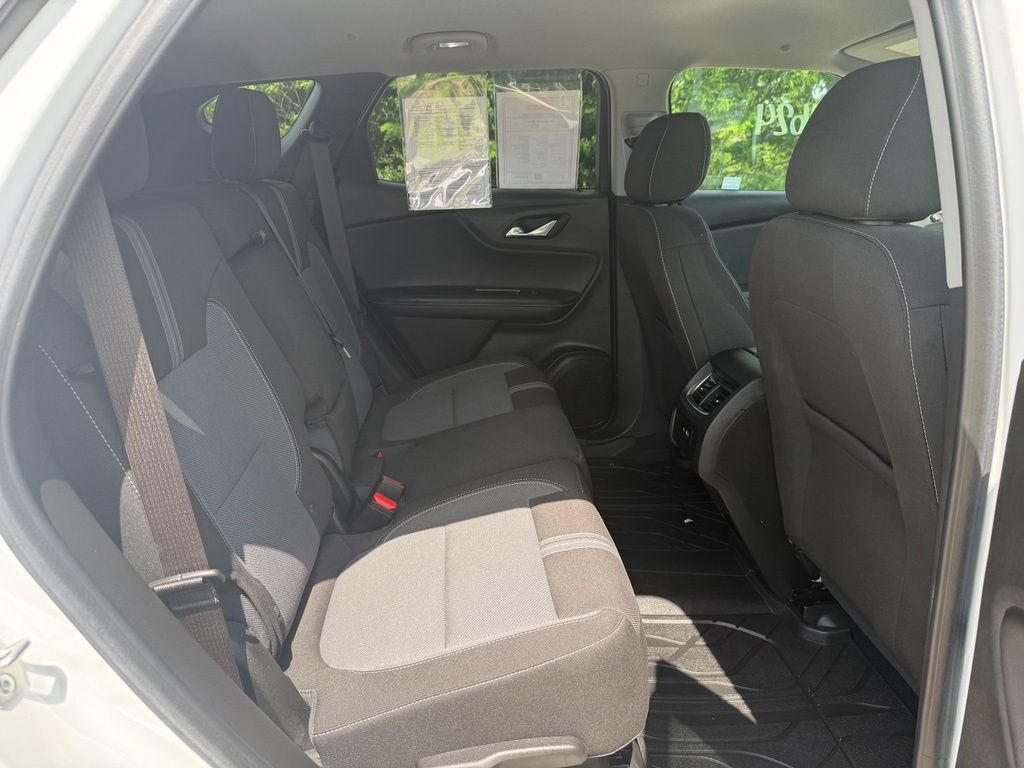 Used 2023 Chevrolet Blazer LT w/ Convenience Package FWD image 16