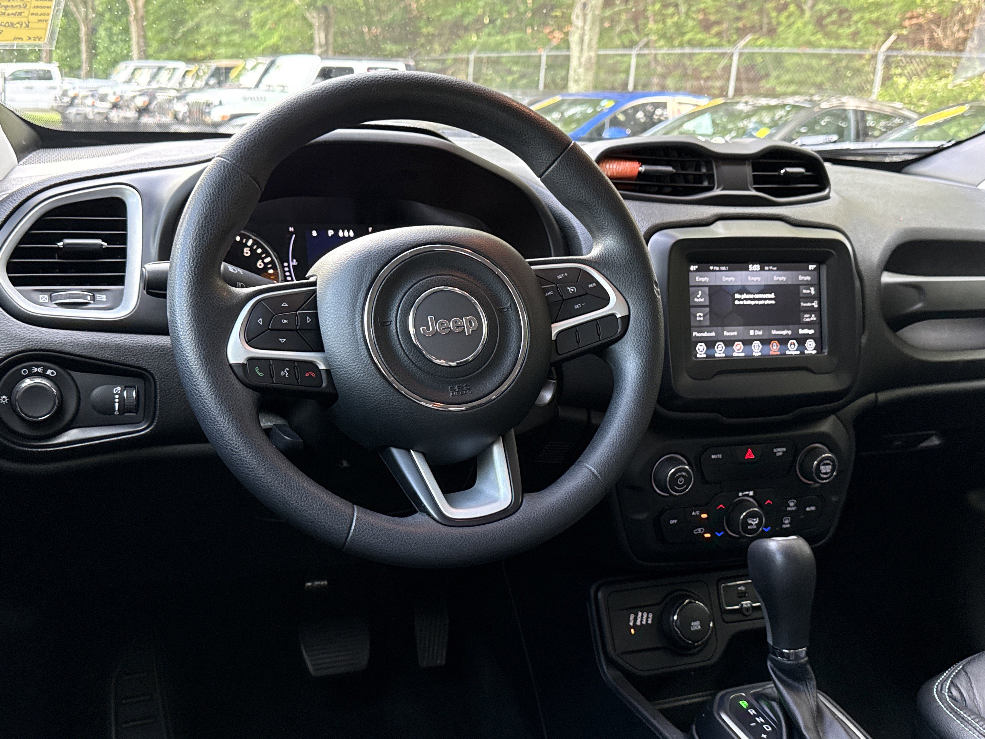 Used 2019 Jeep Renegade Sport w/ UConnect 7.0 Group AWD/4WD image 22