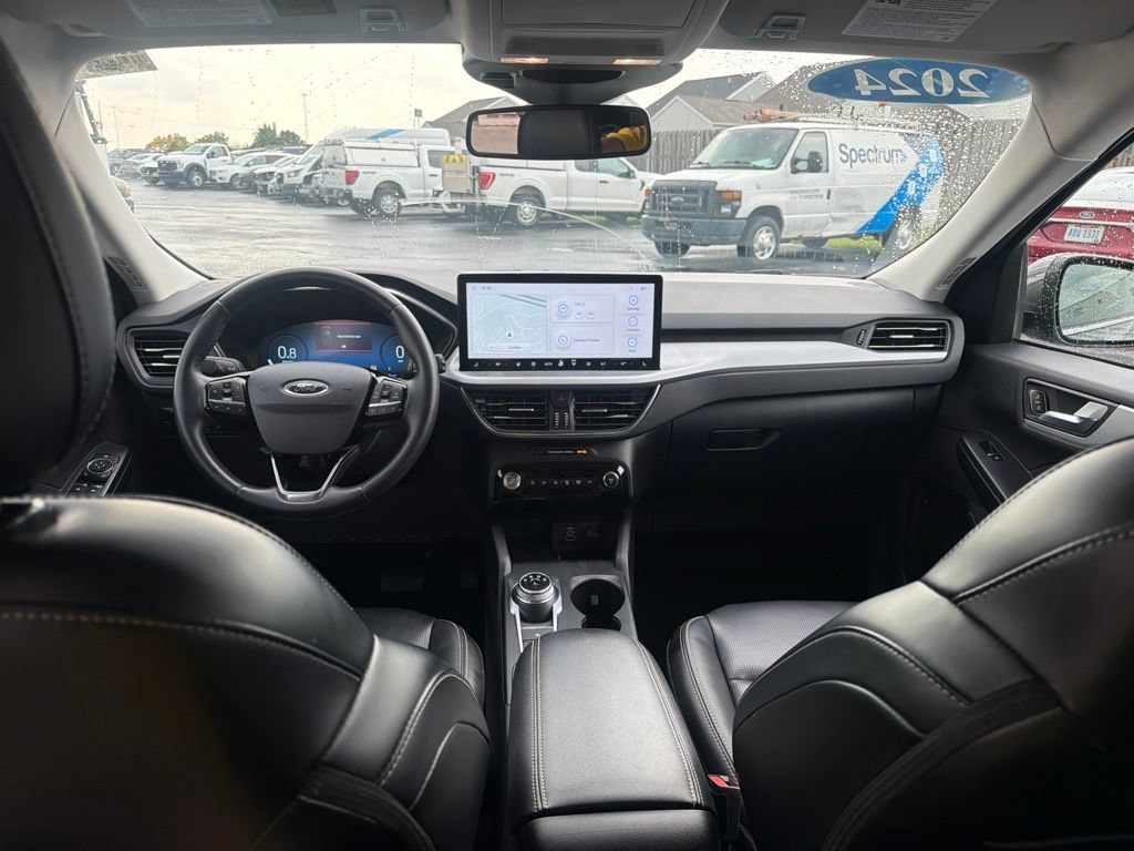 Used 2024 Ford Escape Platinum AWD/4WD image 23