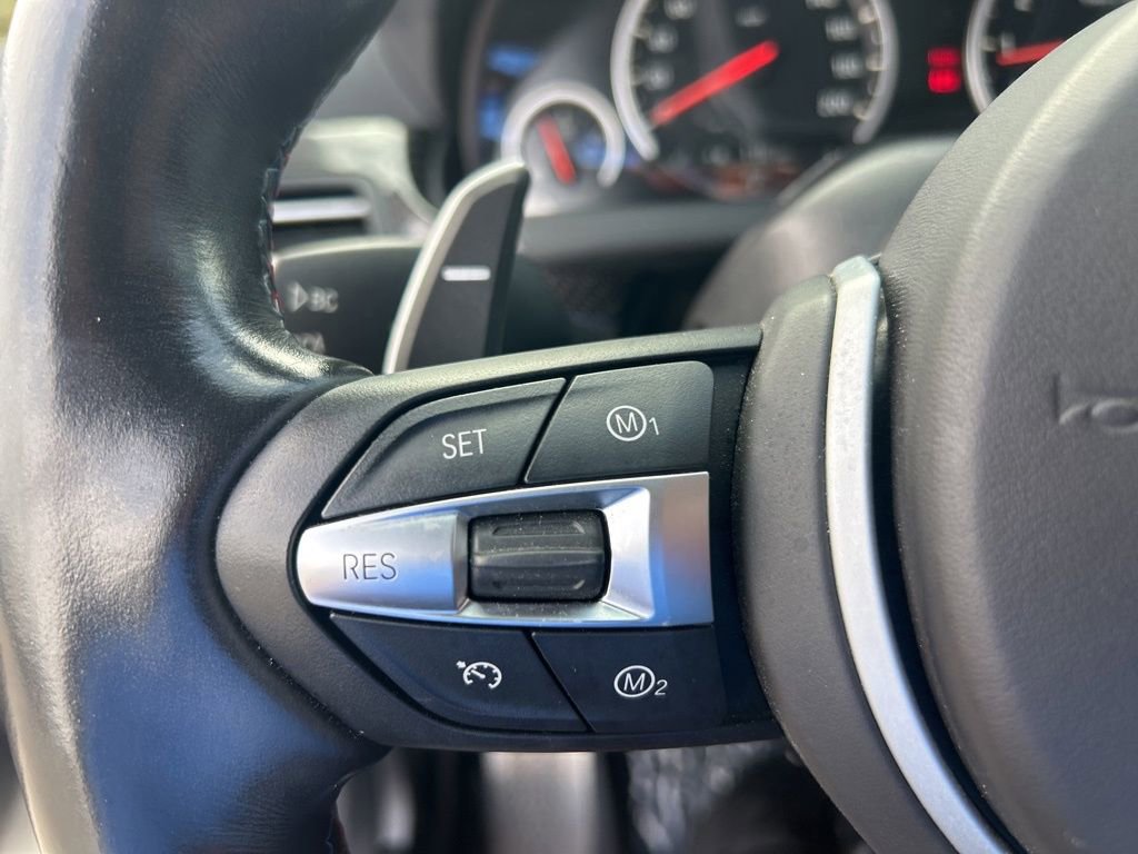 Used 2016 BMW M6 Convertible image 41