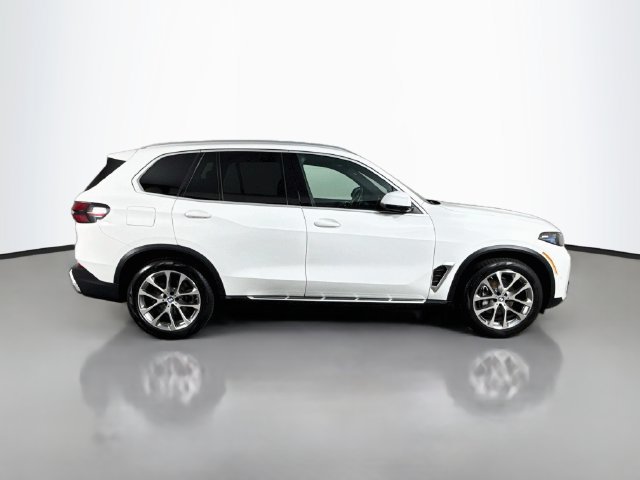 Used 2026 BMW X5 sDrive40i RWD image 11