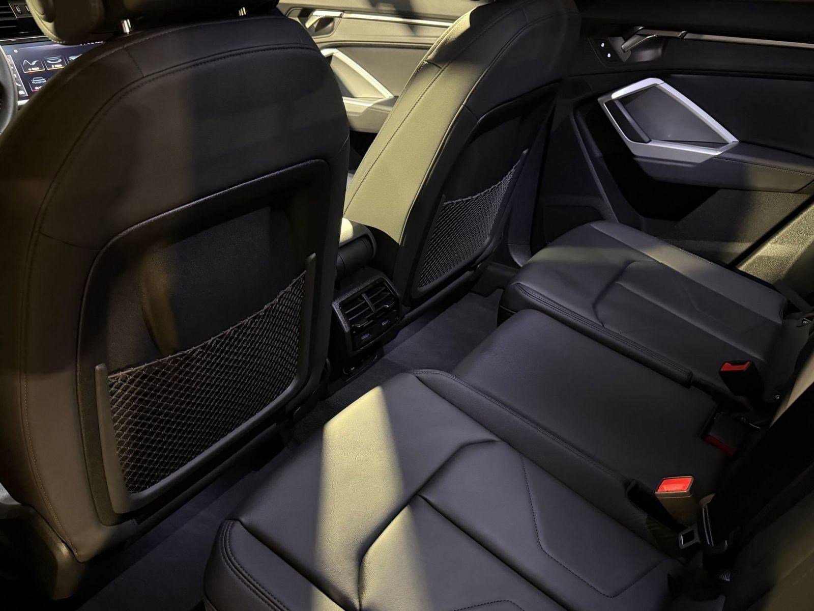 Certified 2025 Audi Q3 2.0T Premium w/ Convenience Package image 15