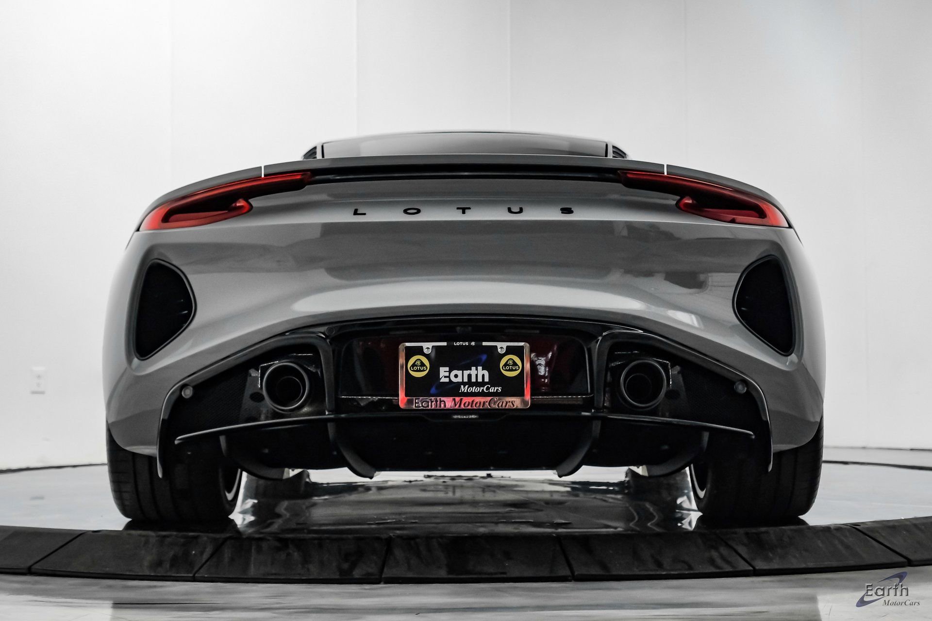 New 2026 Lotus Emira V6 SE Touring RWD image 14