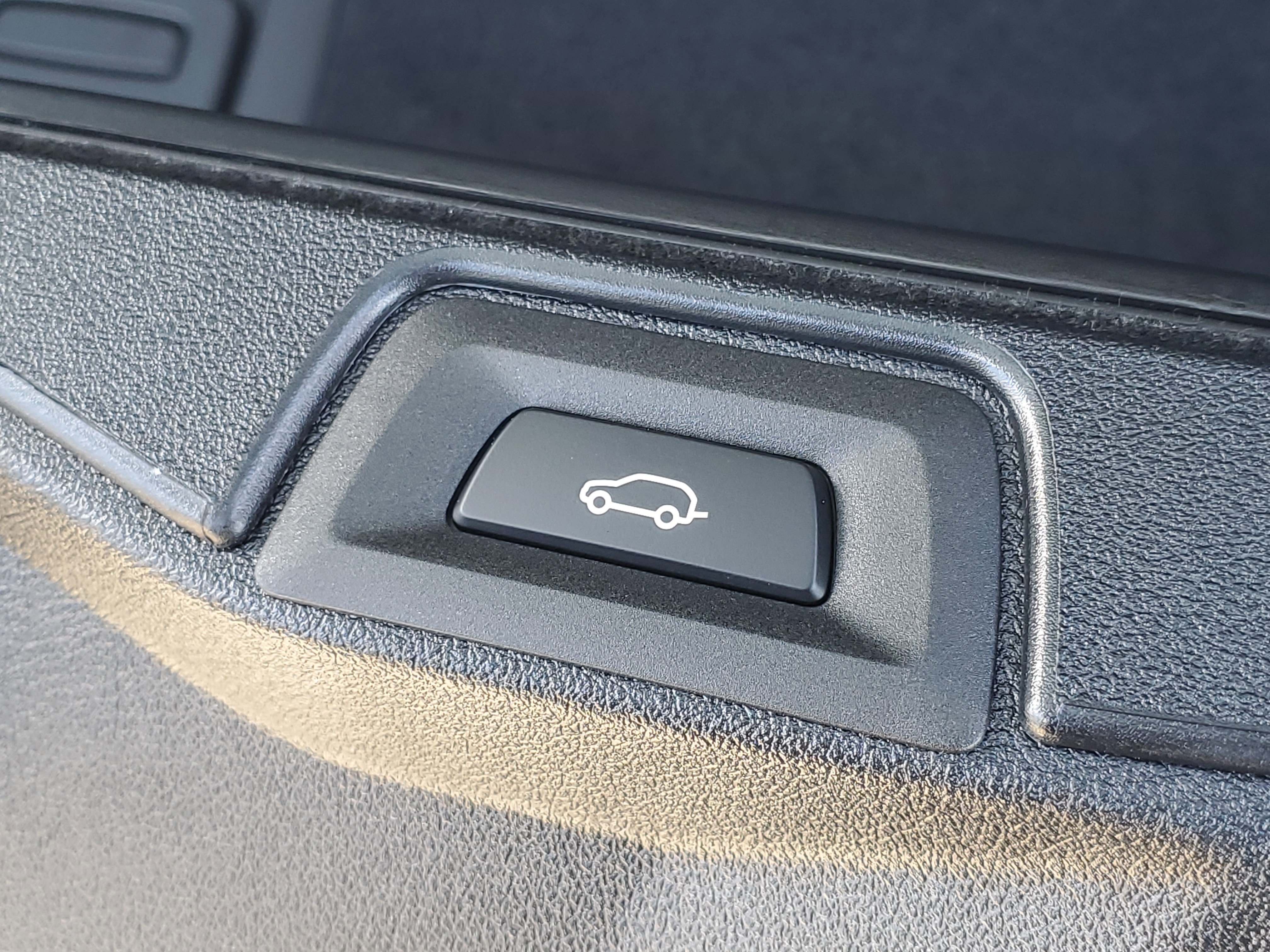 New 2026 BMW X5 M60i image 27