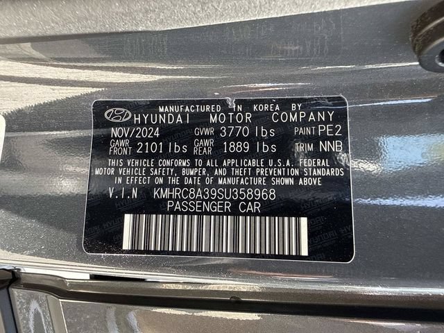 Used 2025 Hyundai Venue SEL FWD image 34