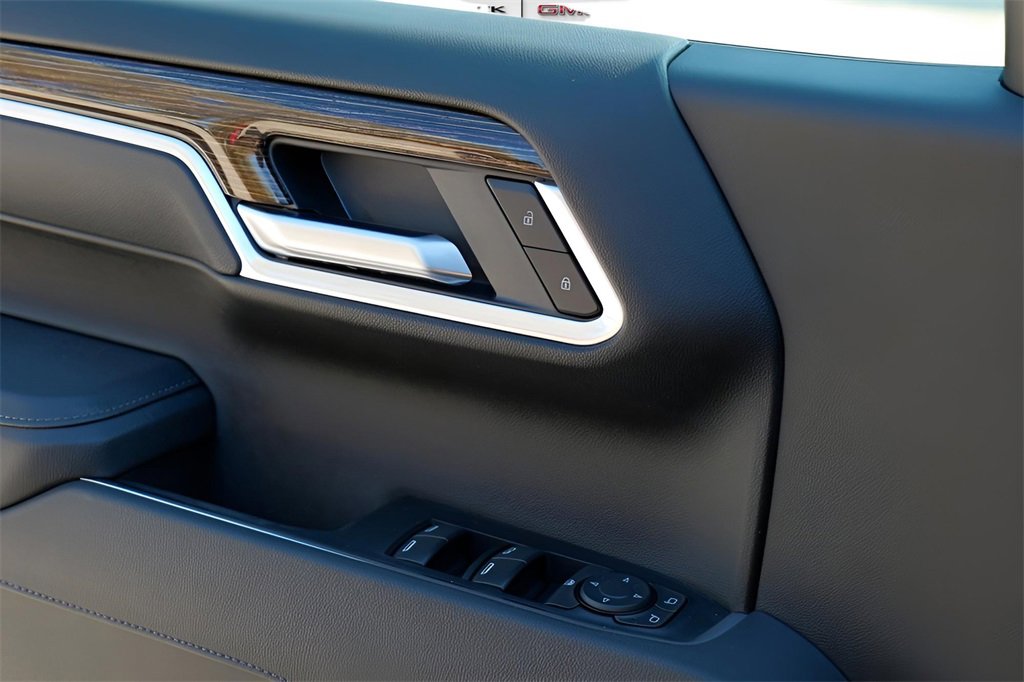 New 2026 GMC Sierra 1500 Elevation image 26