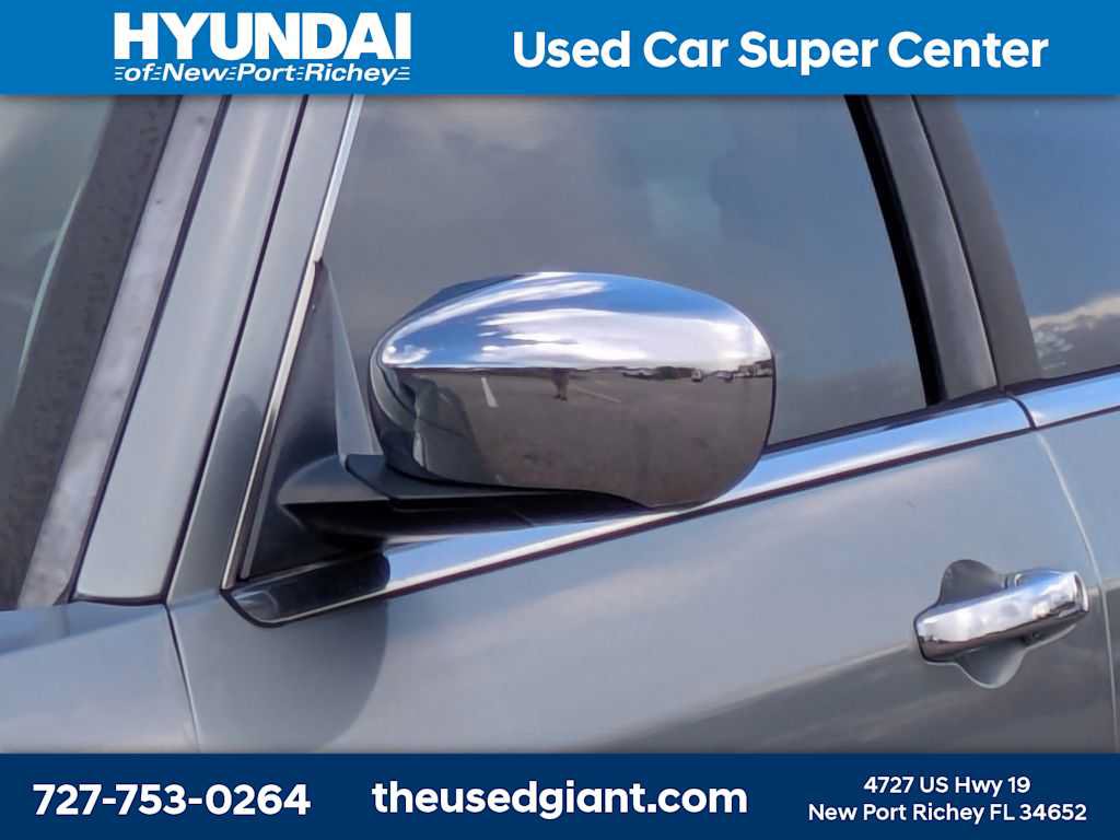 Used 2007 Chrysler 300 C RWD image 11