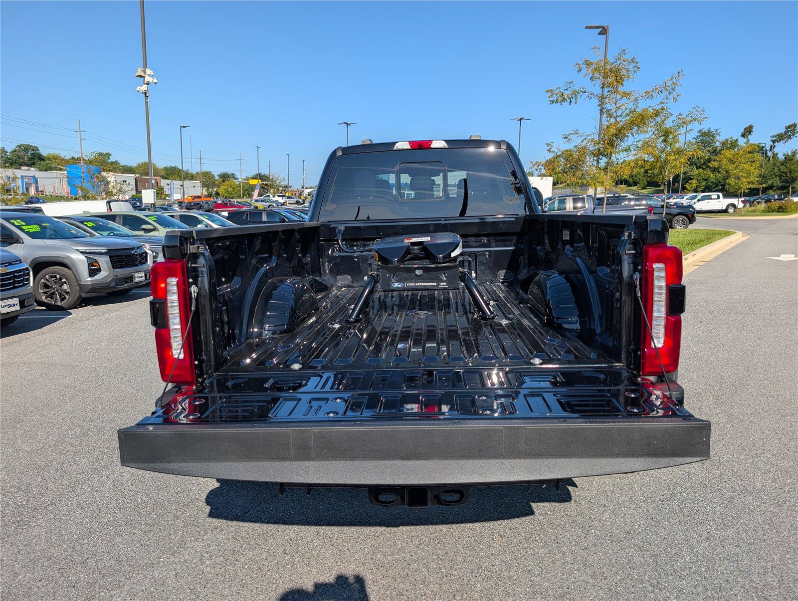 Used 2025 Ford F350 XL w/ 360-Degree Camera Package AWD/4WD image 13