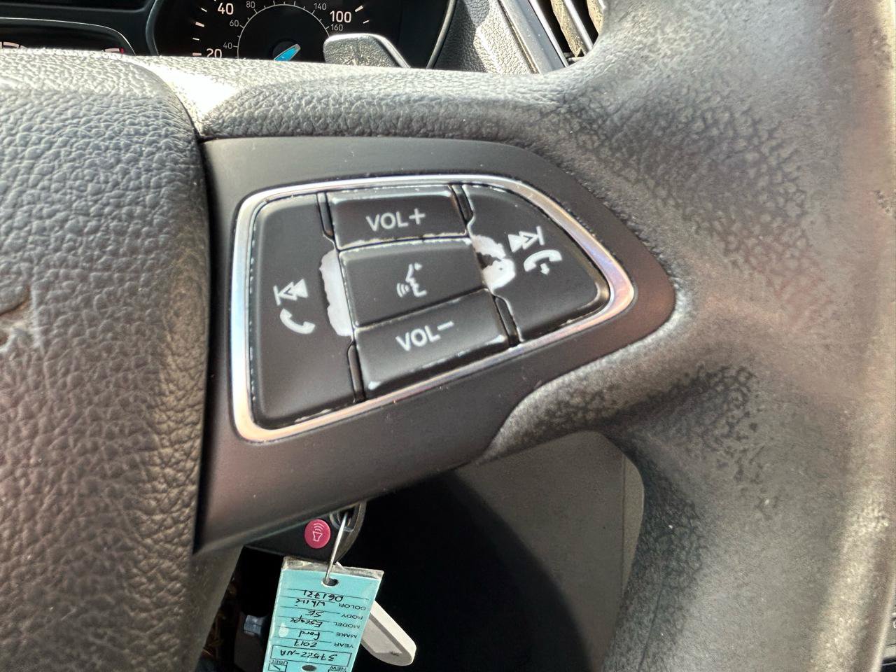 Used 2017 Ford Escape SE FWD image 19