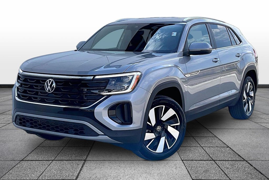 Used 2026 Volkswagen Atlas Cross Sport SE FWD image 1