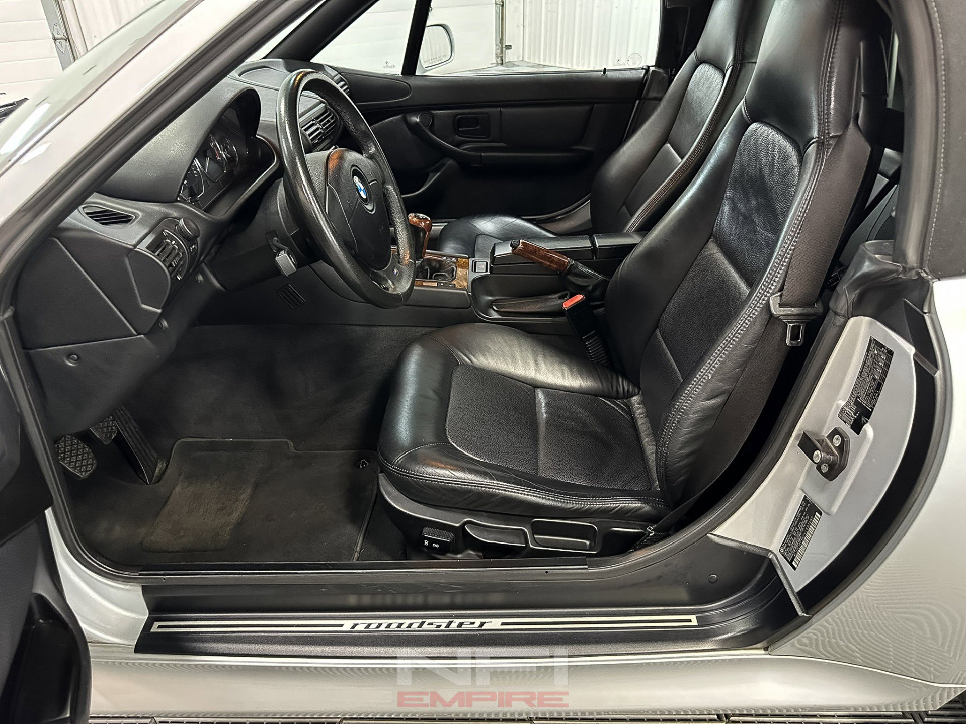 Used 2000 BMW Z3 2.5i image 41