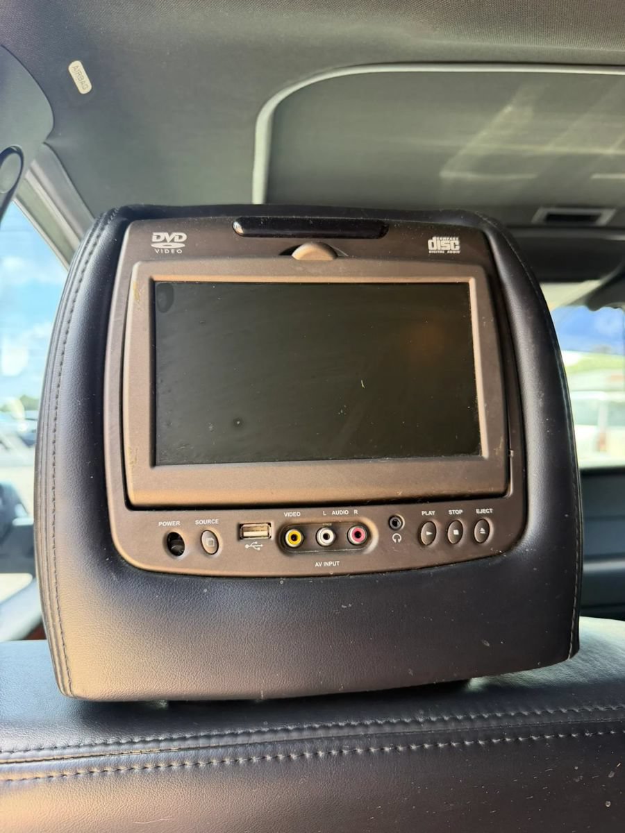 Used 2015 Lincoln Navigator L 2WD image 13