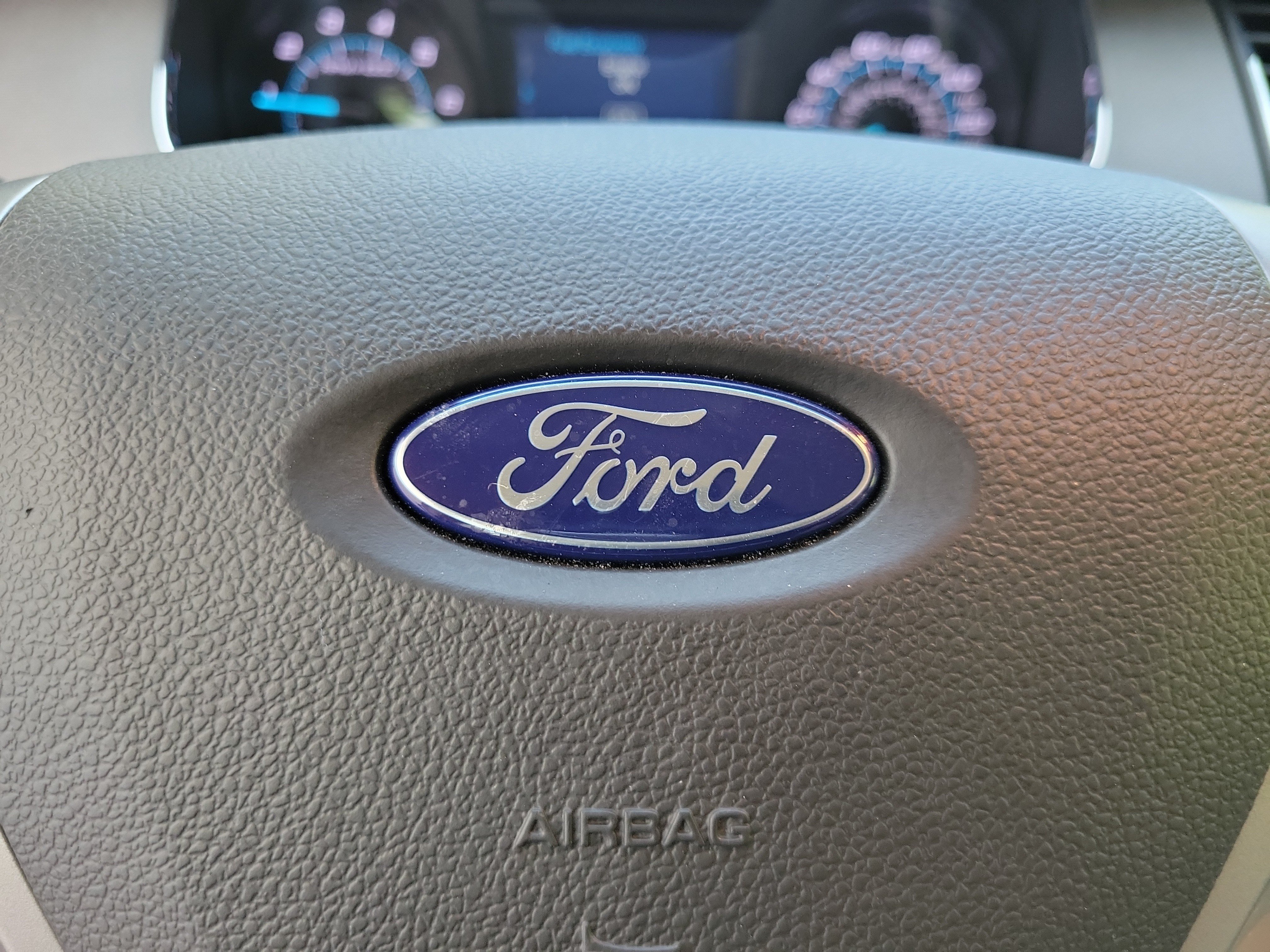 Used 2018 Ford Taurus SE FWD image 21