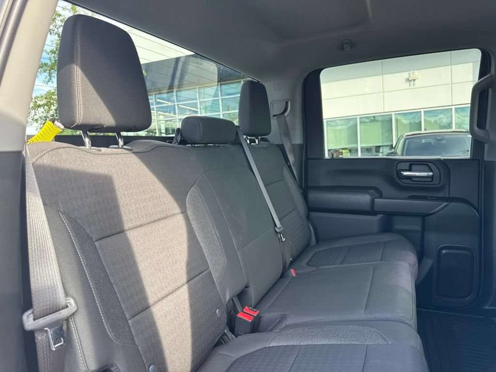 Used 2023 Chevrolet Silverado 2500 Custom w/ Custom Convenience Package AWD/4WD image 24