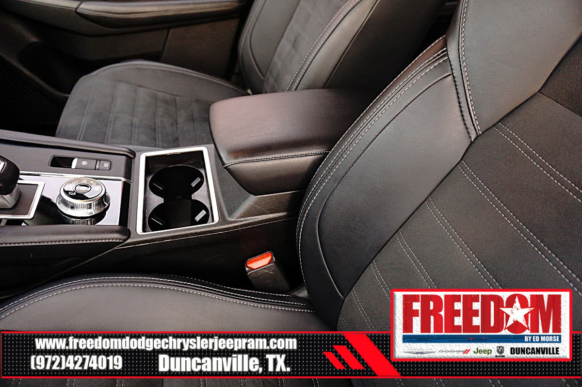 Used 2024 Mitsubishi Outlander SE image 36