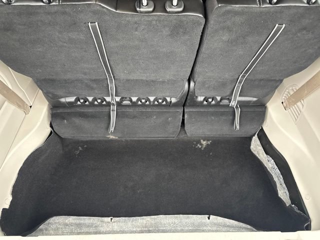 Used 2024 Chrysler Pacifica Touring-L FWD image 37
