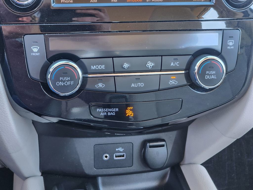 Used 2019 Nissan Rogue Sport SV w/ Technology Package image 21