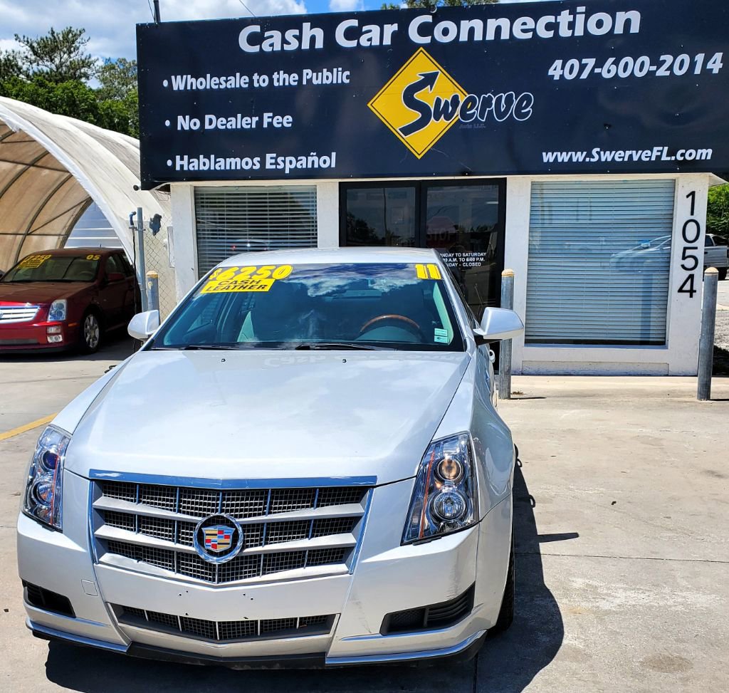 Used 2011 Cadillac CTS Luxury RWD image 2