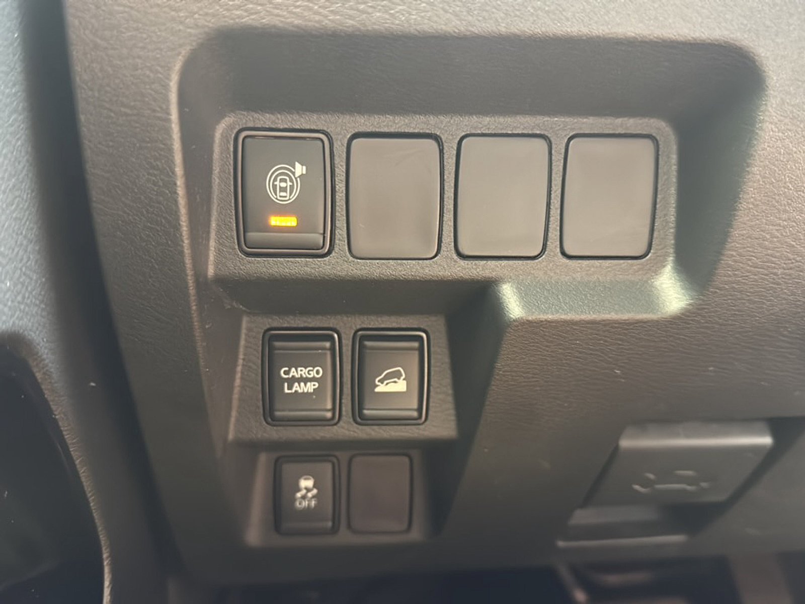 Used 2023 Nissan Frontier SV w/ Midnight Edition Package AWD/4WD image 33
