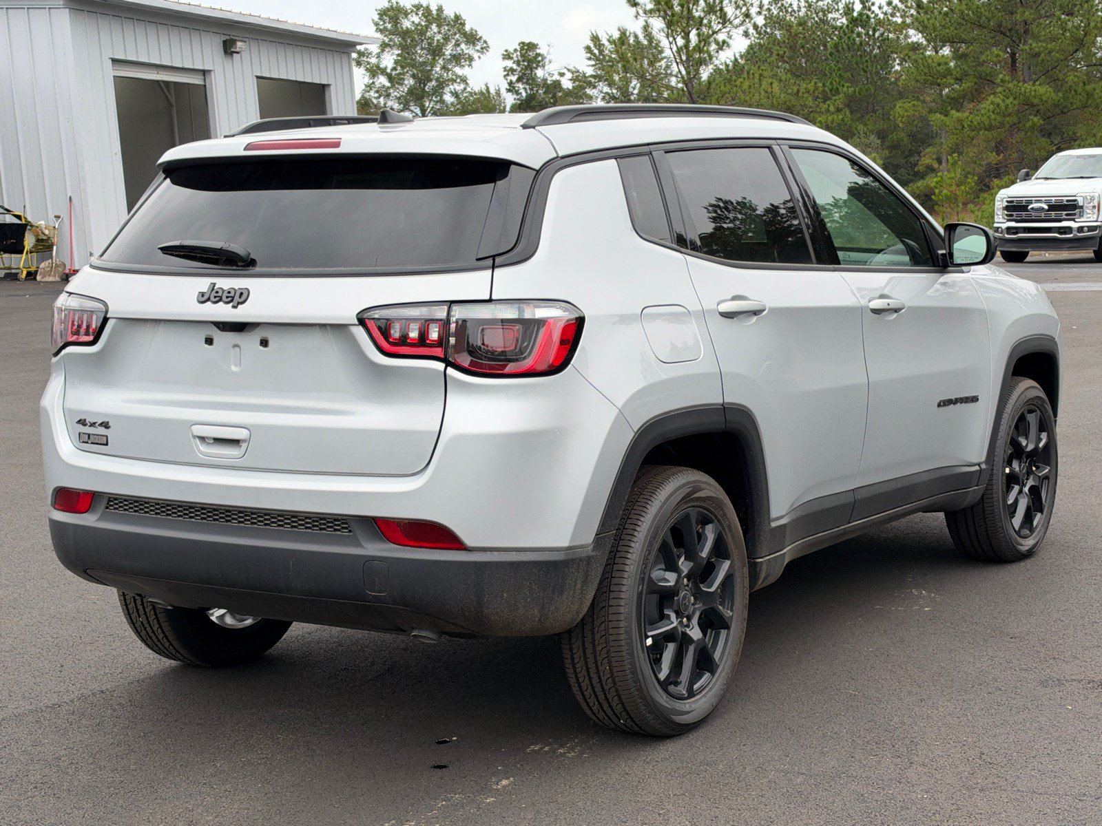 New 2026 Jeep Compass Latitude AWD/4WD image 5