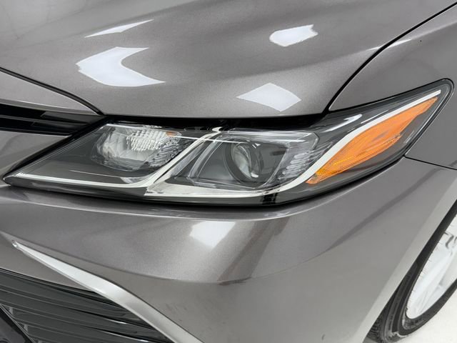 Used 2024 Toyota Camry LE FWD image 6