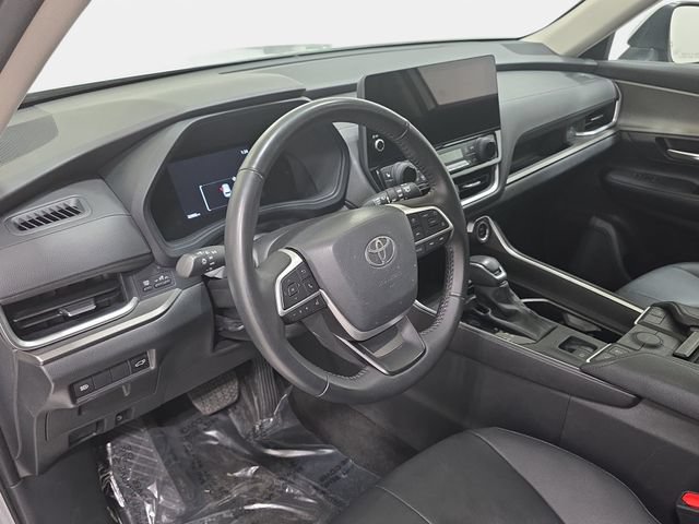 Certified 2025 Toyota Grand Highlander AWD image 16